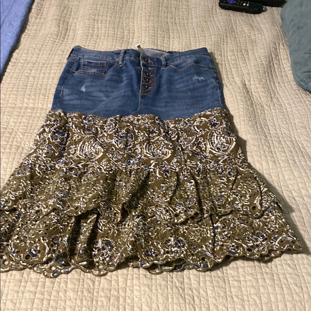 Green  and Blue Tiered Midi Skirt for Casual Outings